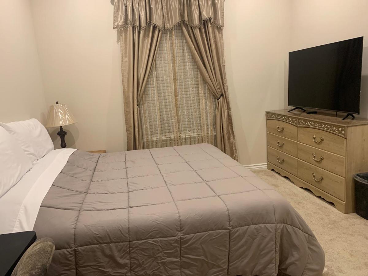Luxhome Rooms In Mansion ริเวอร์ไซด์ ภายนอก รูปภาพ